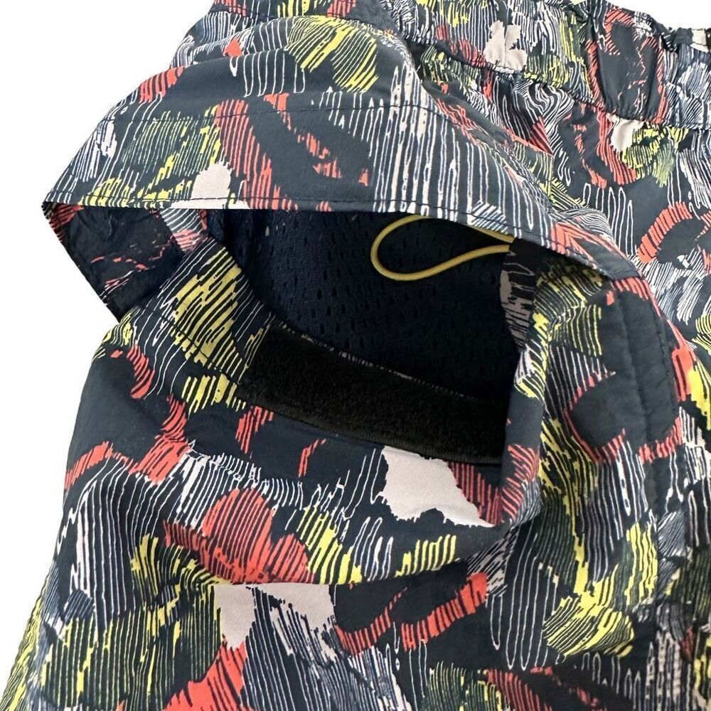 Free People Movement In The Wild Printed Shorts size Small - Picture 7 of 10